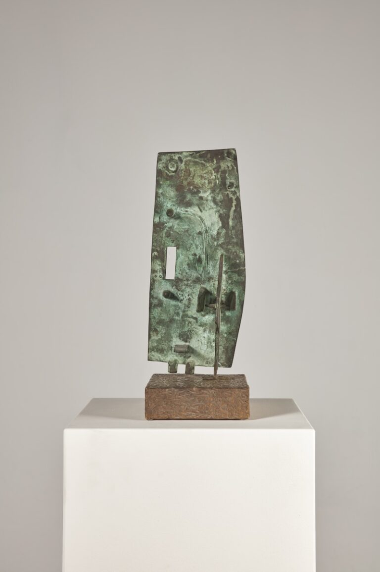 vanderpant_gio_pomodoro_sculpture_1955_back